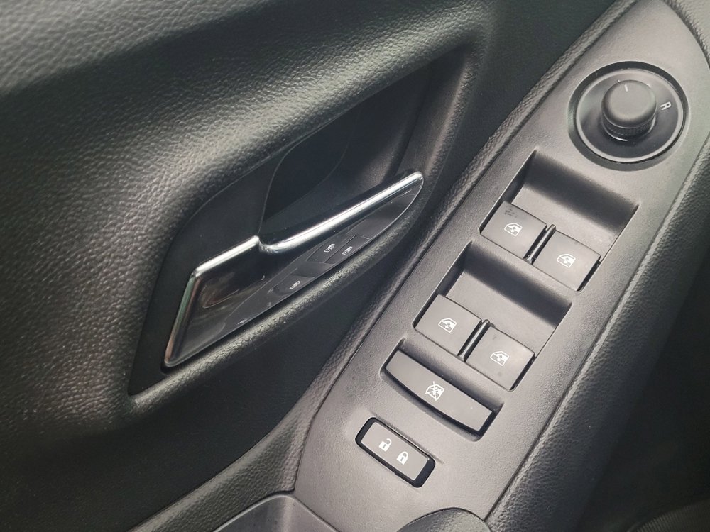 Used 2015 Chevrolet Trax LTZ image 27