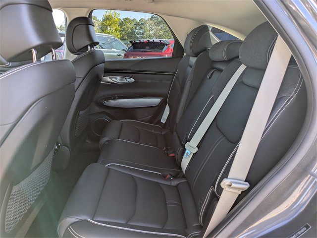 Used 2023 Genesis Electrified GV70 Advanced image 14