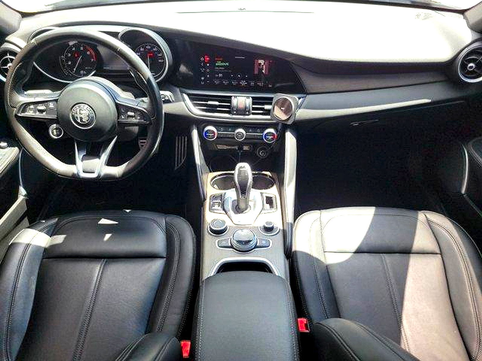 Used 2023 Alfa Romeo Giulia Ti w/ Active Assist Plus Package RWD image 15