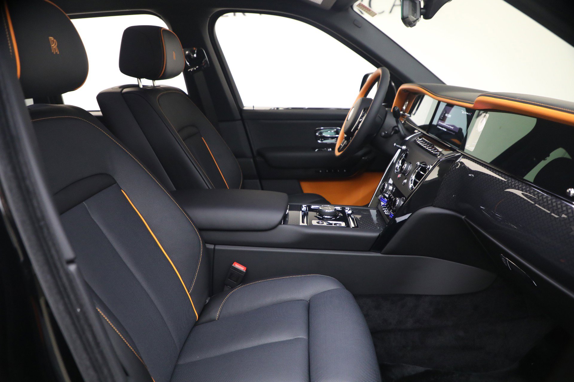 Certified 2026 Rolls-Royce Cullinan Black Badge image 21