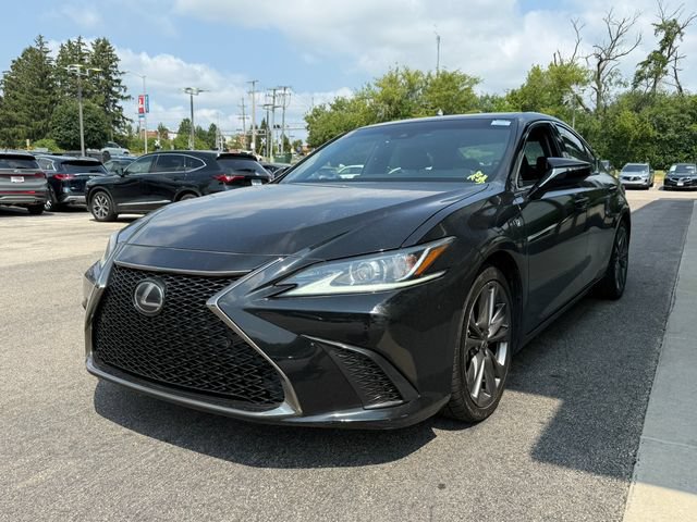 Used 2019 Lexus ES 350 F Sport w/ Accessory Package 2 FWD image 3