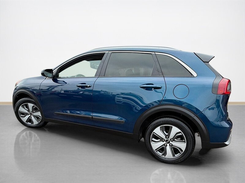 Used 2019 Kia Niro LX FWD image 7