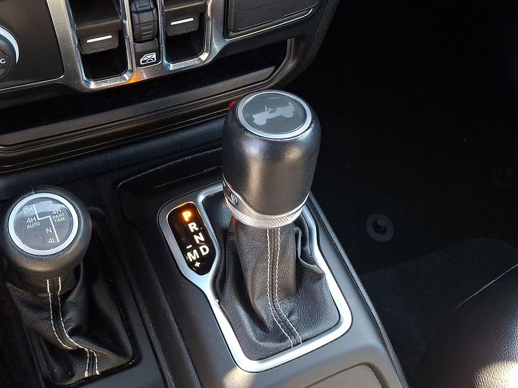 Used 2023 Jeep Wrangler Unlimited Sahara image 14