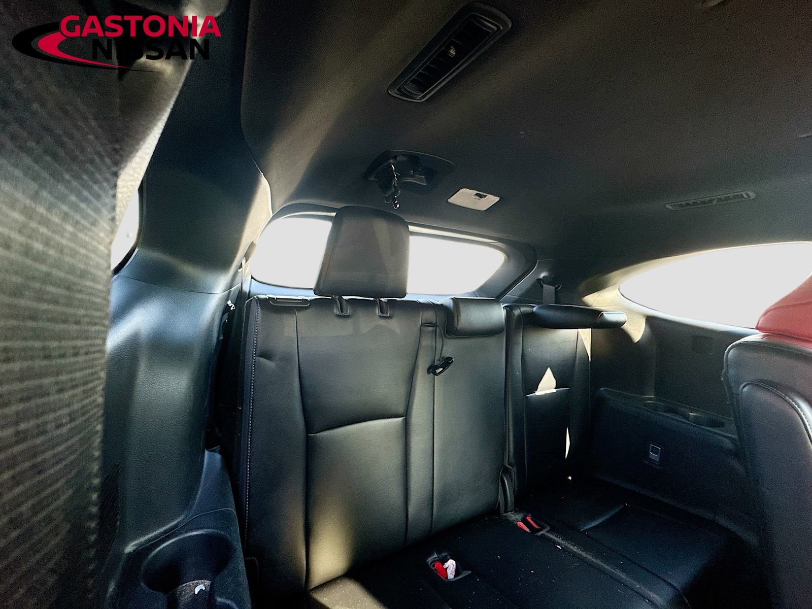 Used 2021 Toyota Highlander XSE image 32