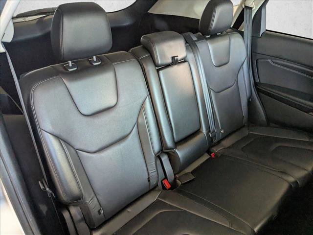 Used 2015 Ford Edge Titanium image 16