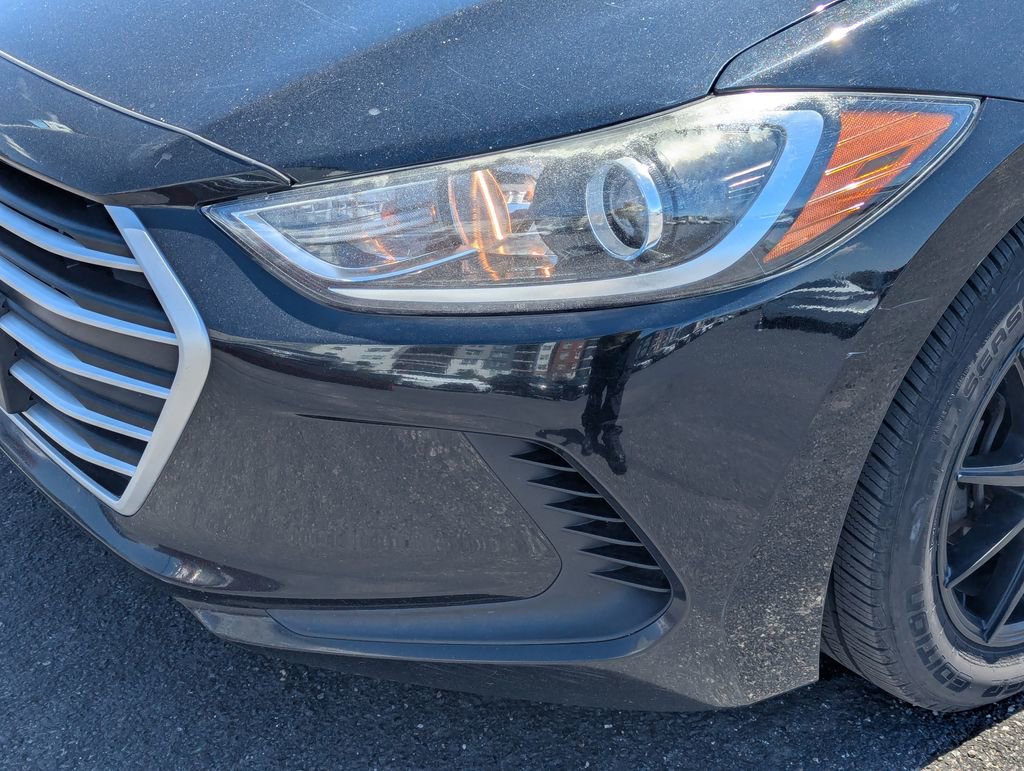 Used 2018 Hyundai Elantra SEL FWD image 12