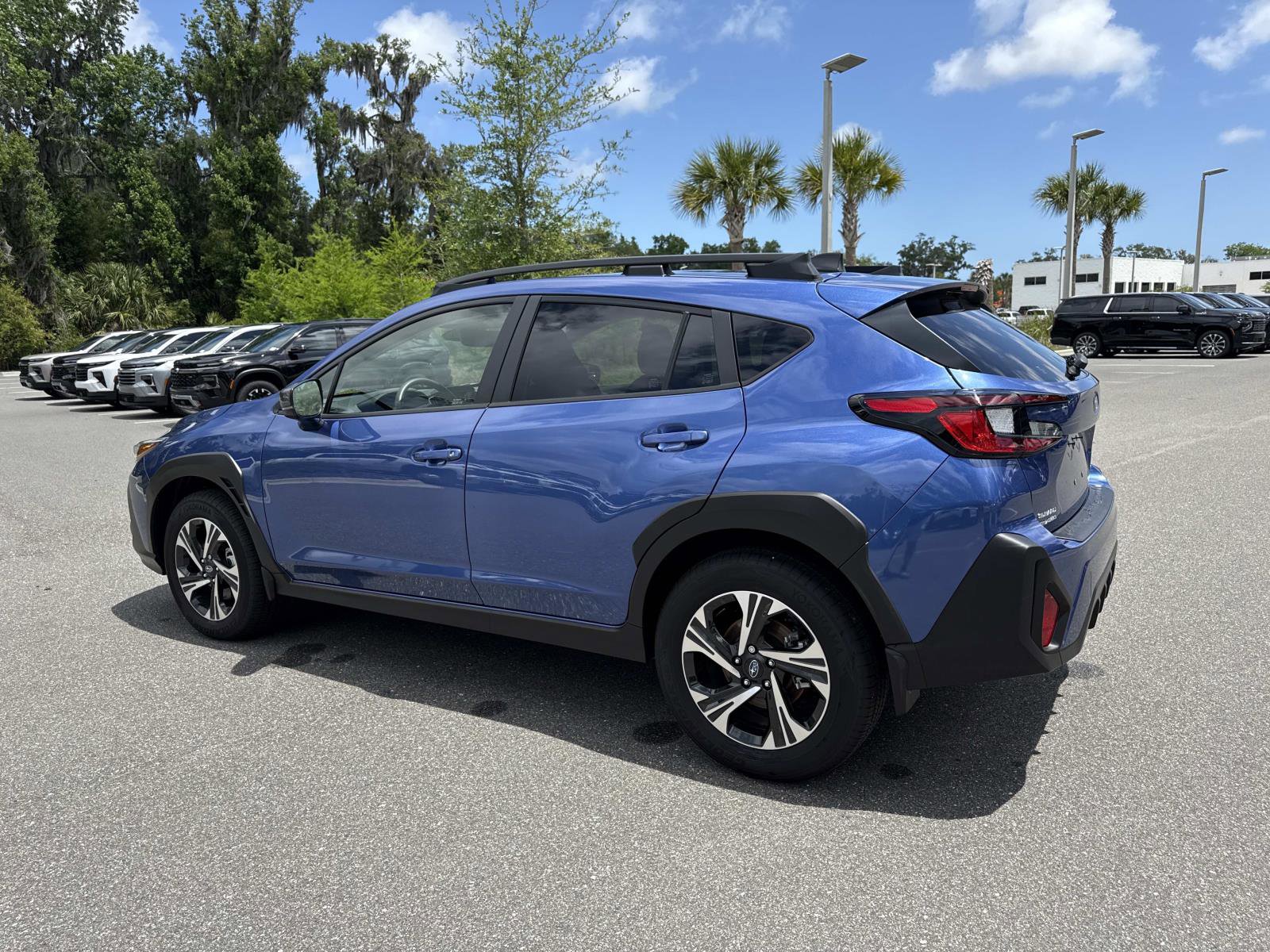 Used 2025 Subaru Crosstrek 2.0i Premium AWD/4WD image 5