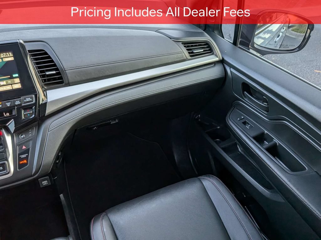 Used 2024 Honda Odyssey Sport image 18