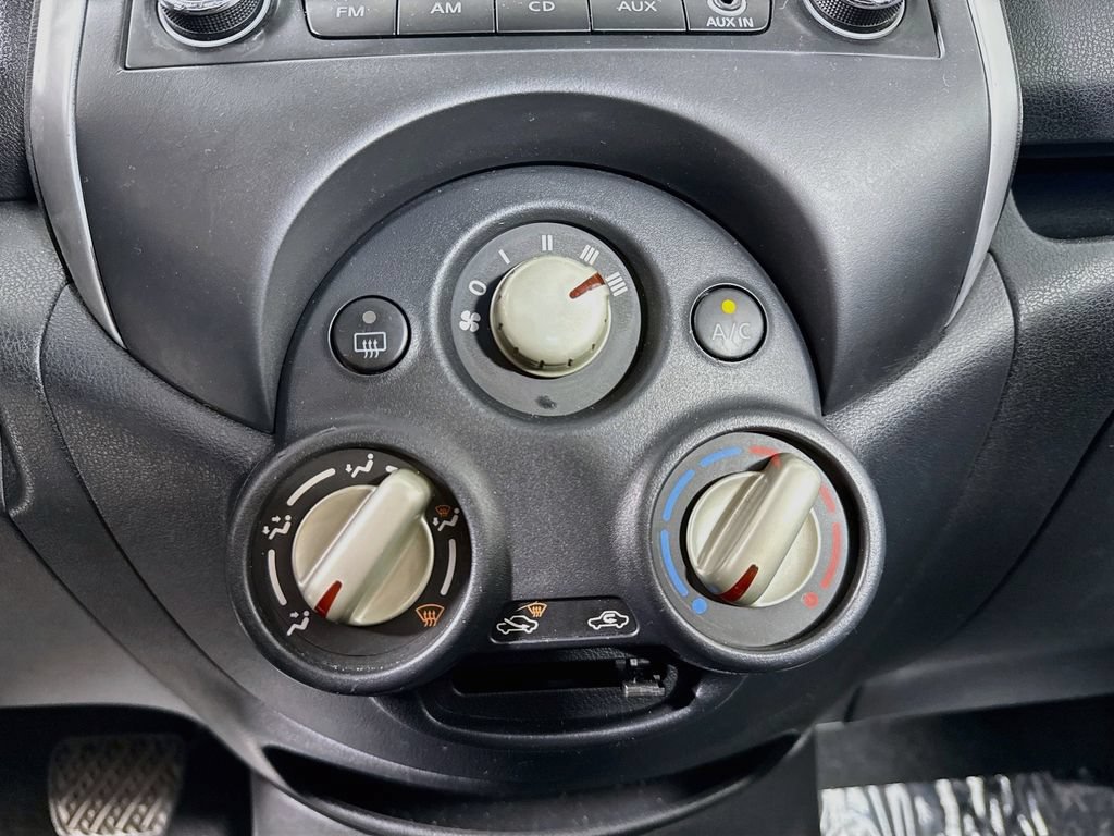 Used 2014 Nissan Versa Note SV FWD image 14