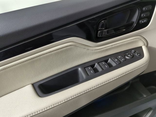 New 2025 Honda Odyssey Elite image 10