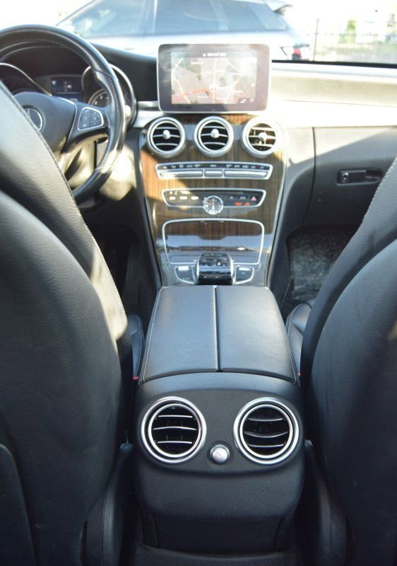 Used 2016 Mercedes-Benz C 300 4MATIC Sedan image 25