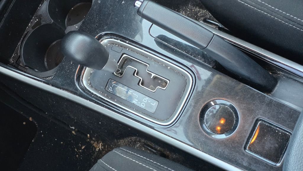 Used 2018 Mitsubishi Outlander ES FWD image 15