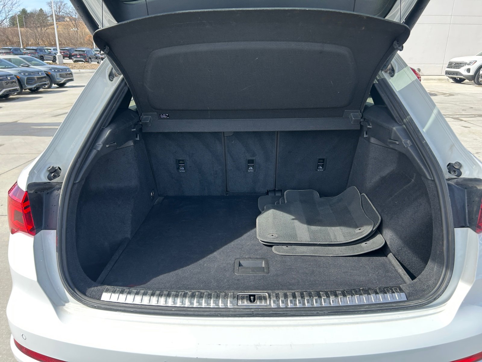 Used 2021 Audi Q3 2.0T Premium Plus w/ Premium Plus Package image 11