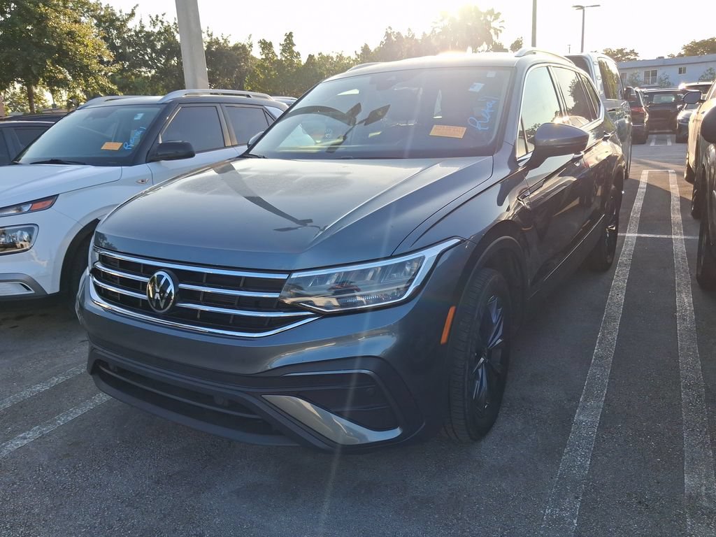 Used 2023 Volkswagen Tiguan SE FWD image 6
