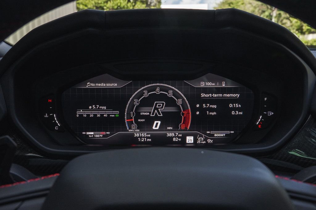 Used 2023 Lamborghini Urus Performante image 16