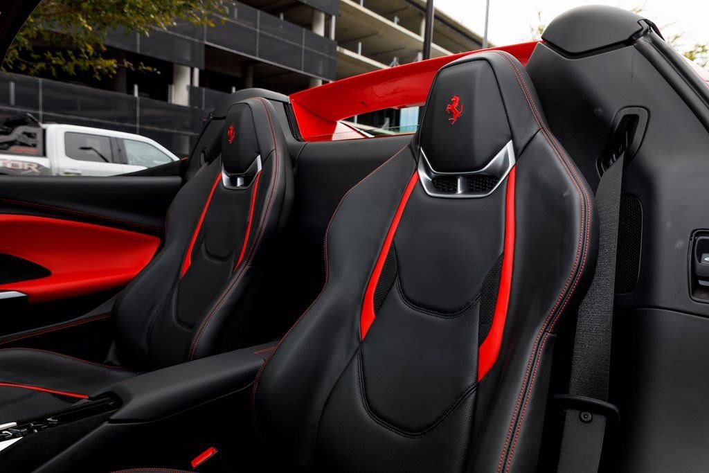 Used 2025 Ferrari 296 GTS image 31