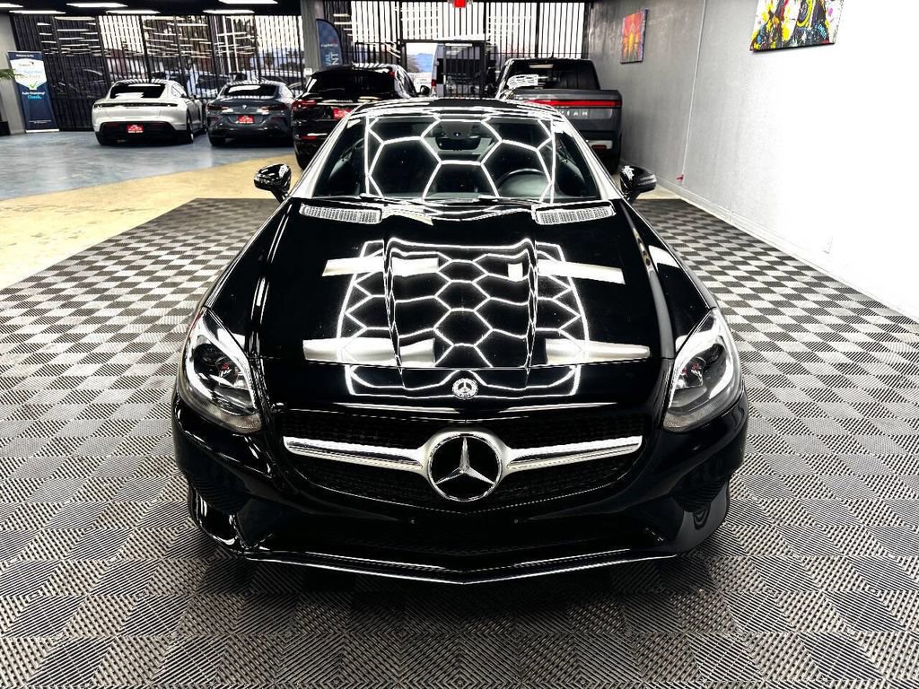 Used 2019 Mercedes-Benz SLC 300 w/ Premium Package image 9