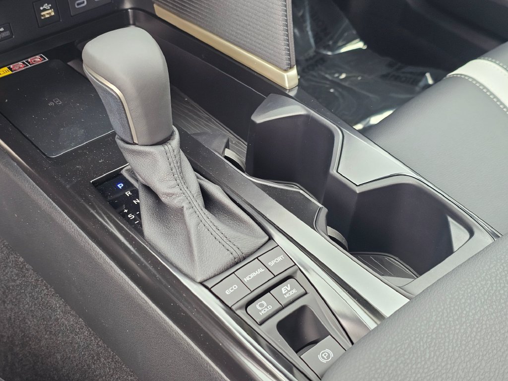 New 2026 Toyota Camry SE w/ Convenience Package FWD image 31