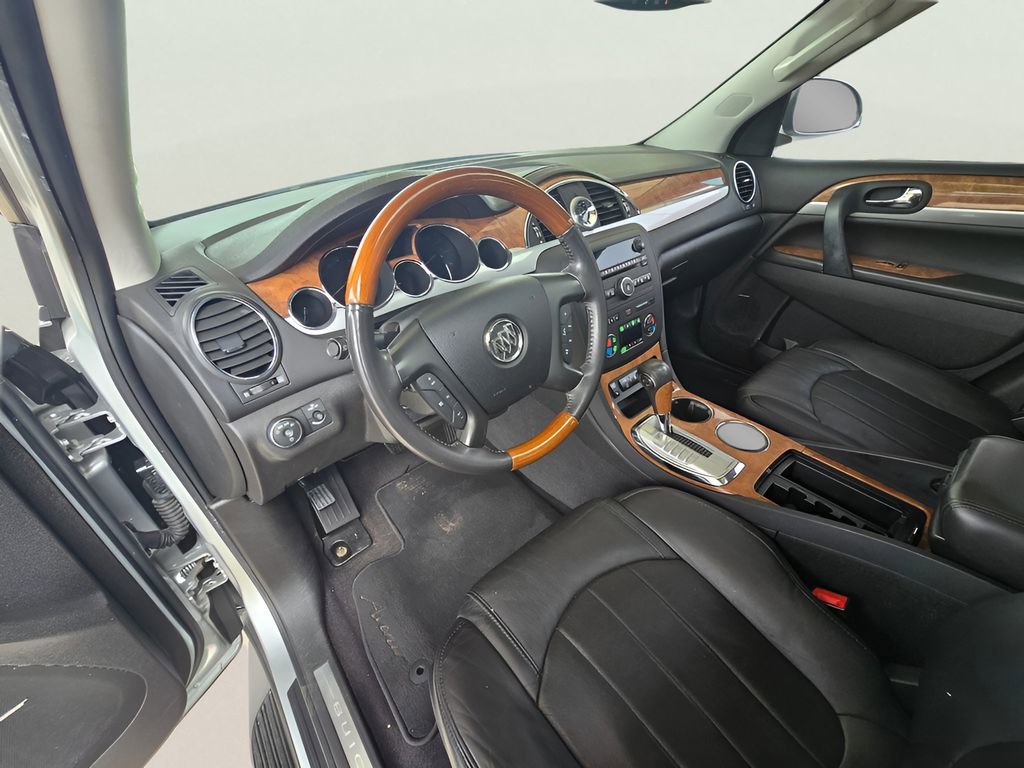 Used 2011 Buick Enclave CXL image 54