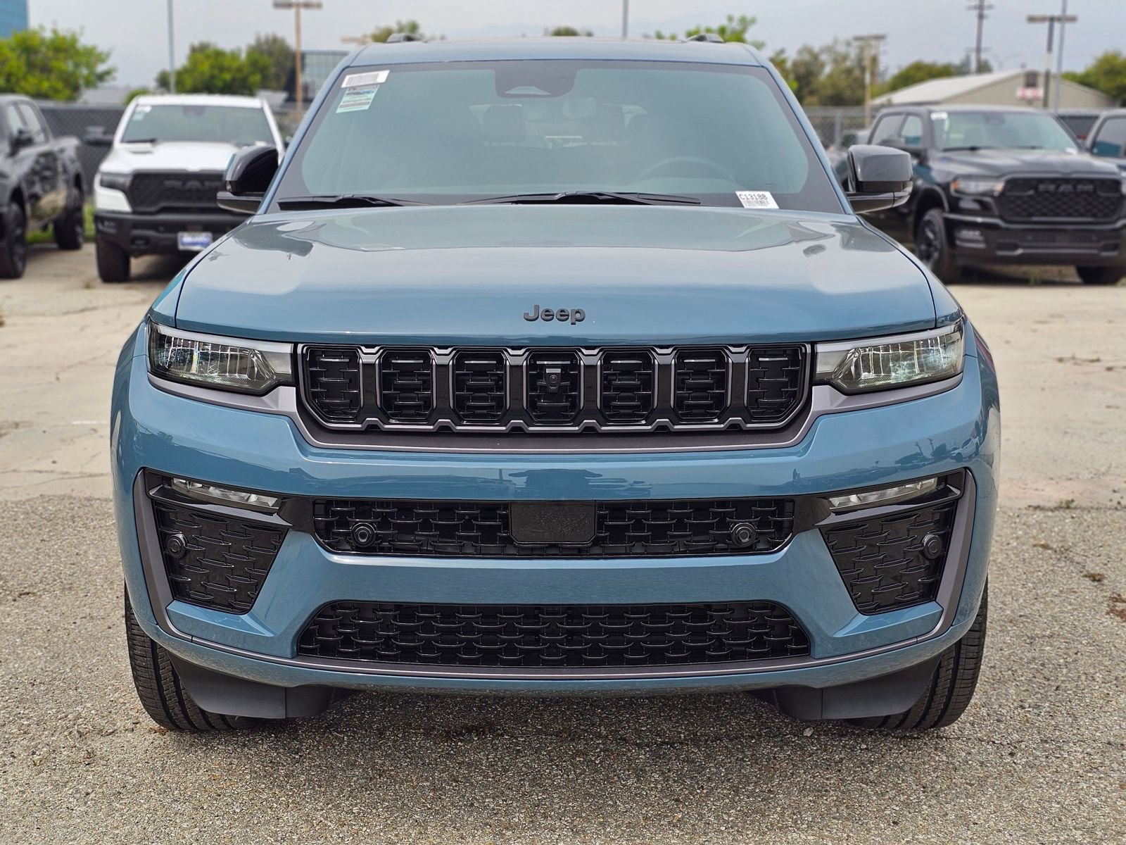 New 2026 Jeep Grand Cherokee L Limited Reserve AWD/4WD image 2