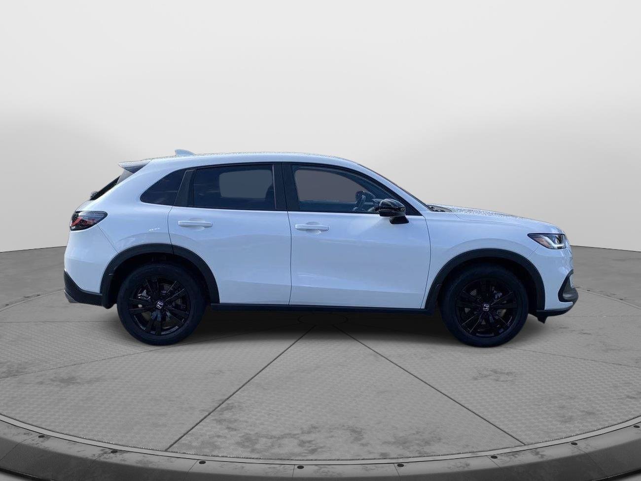 Certified 2026 Honda HR-V Sport image 2