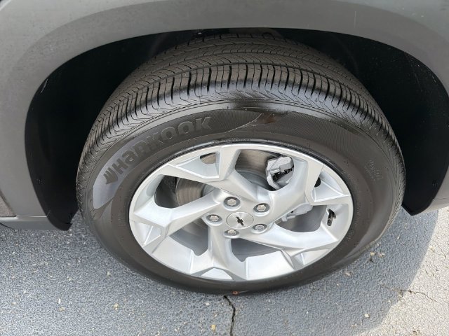 New 2026 Chevrolet Trax LS w/ LS Convenience Package FWD image 14