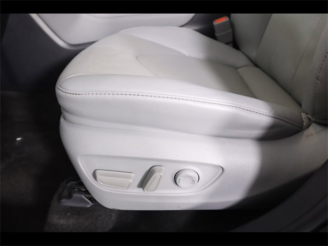 Used 2023 Toyota Highlander Limited image 24