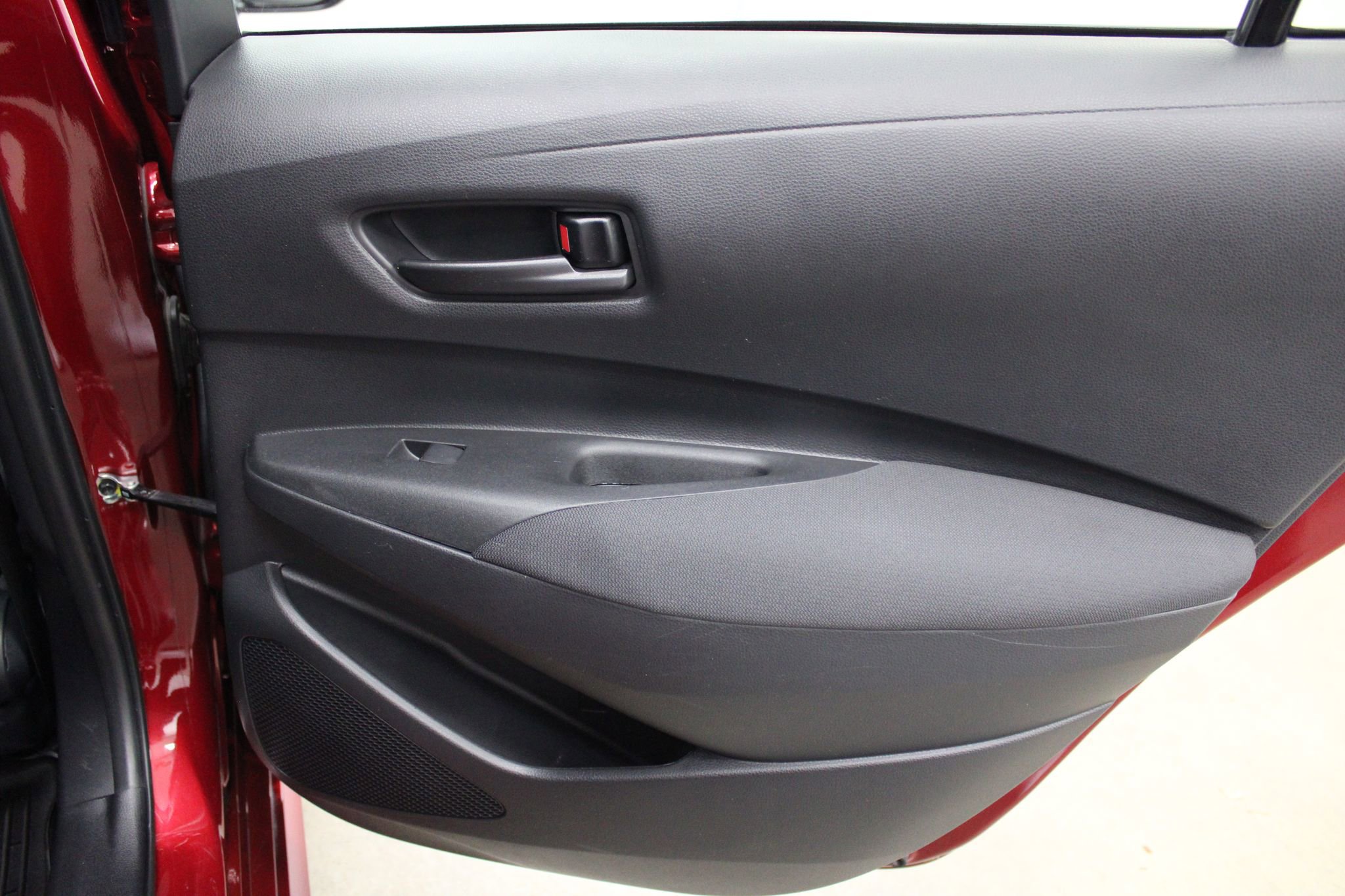 Used 2022 Toyota Corolla LE image 19