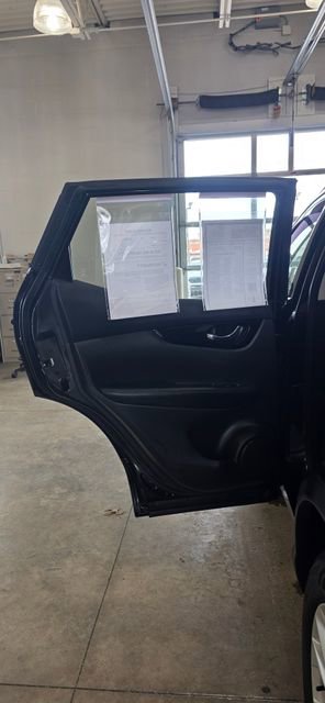 Used 2019 Nissan Rogue Sport SV w/ Technology Package image 24