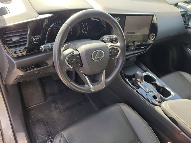 Used 2023 Lexus NX 250 FWD w/ Towing Package (2000 Lbs) image 17