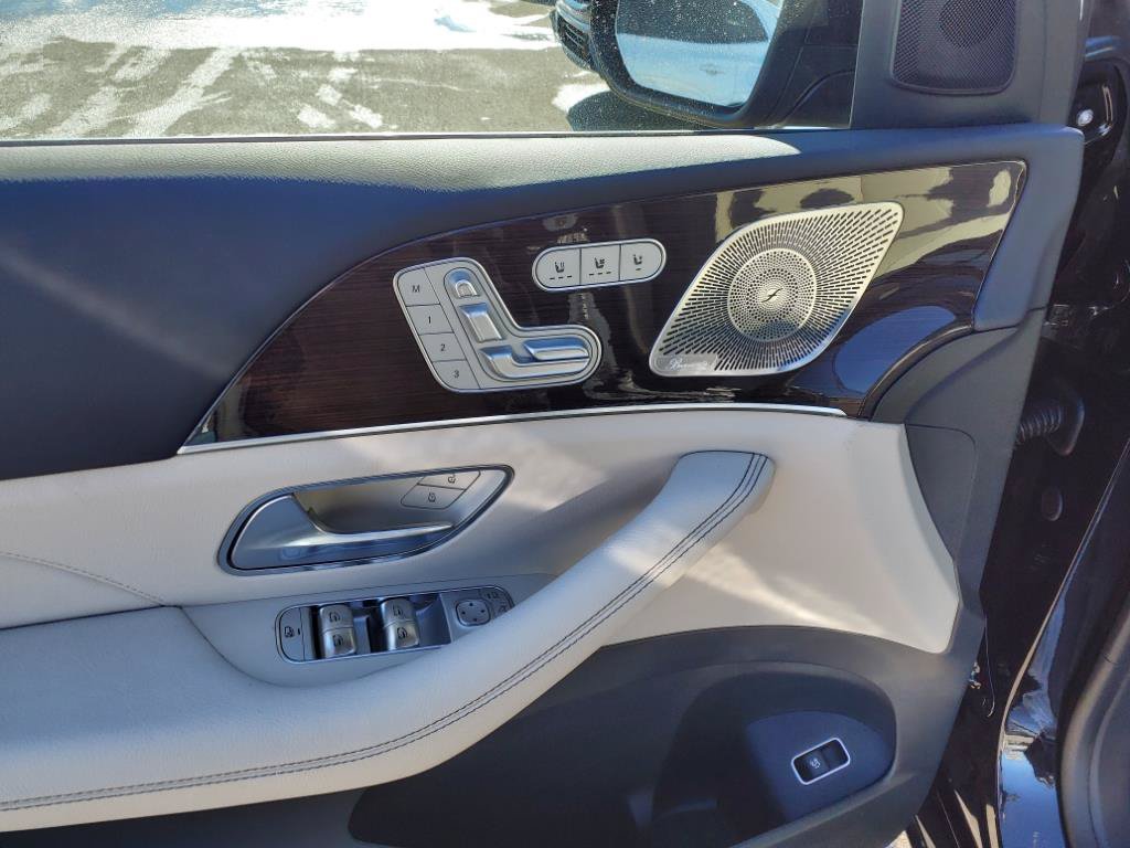 Used 2025 Mercedes-Benz GLE 450 4MATIC image 12