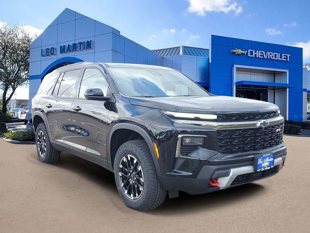 New 2026 Chevrolet Traverse Z71 w/ Driver Confidence Package image 2