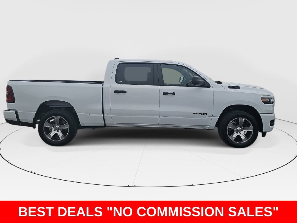 New 2027 RAM 1500 Express AWD/4WD image 2