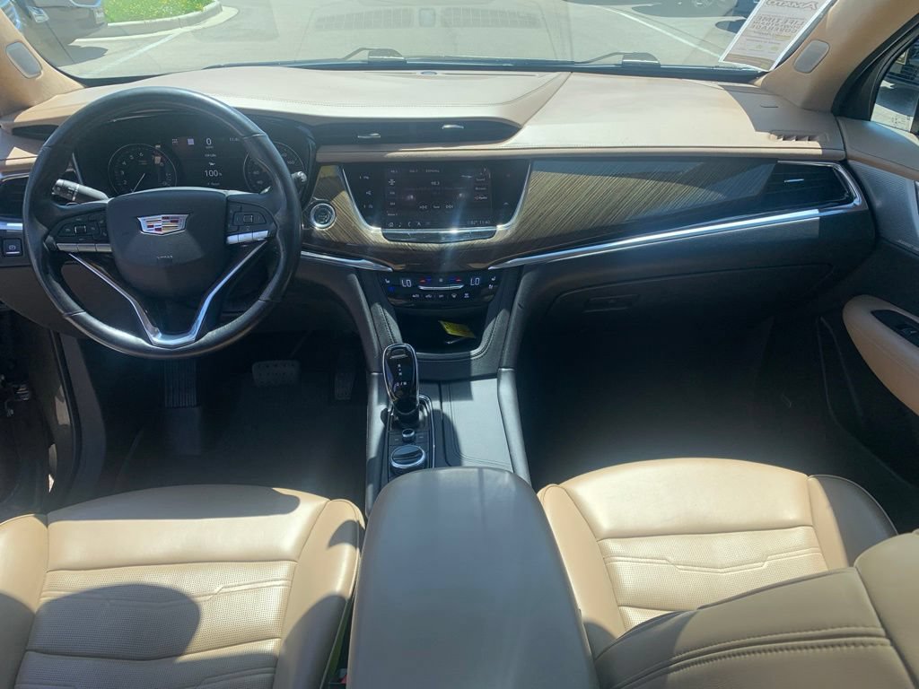 Used 2020 Cadillac XT6 Premium Luxury w/ Platinum Package AWD/4WD image 9