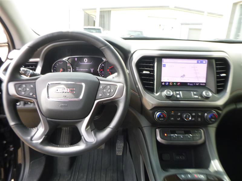 Used 2022 GMC Acadia AT4 w/ Technology Package AWD/4WD image 12
