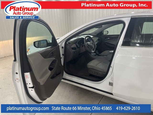 Used 2022 Chevrolet Malibu LT image 10