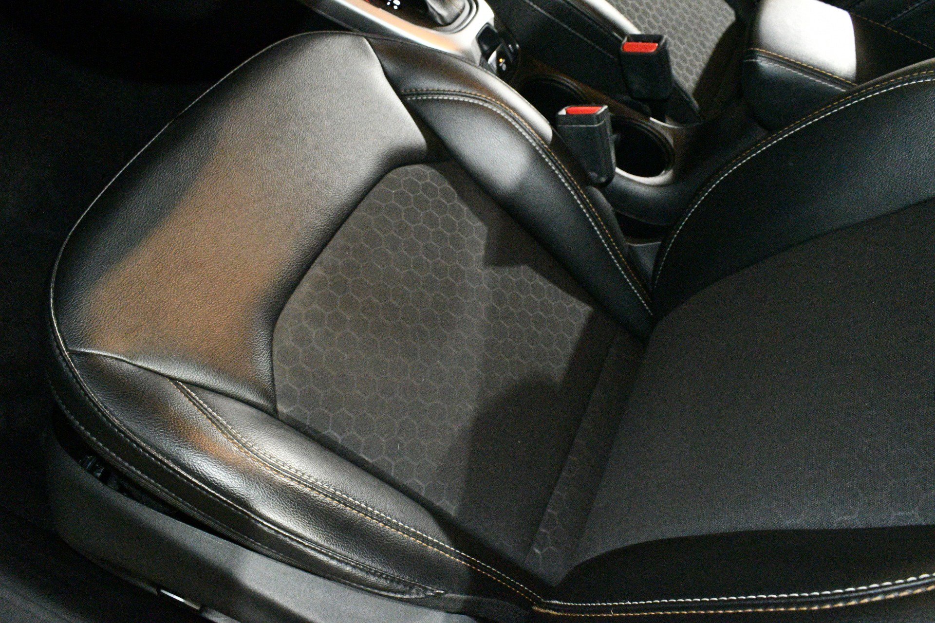 Used 2019 Jeep Compass Latitude w/ Popular Equipment Group image 11