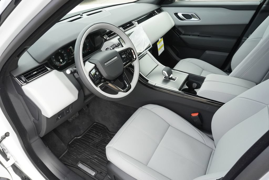 New 2026 Land Rover Range Rover Velar S AWD/4WD image 18