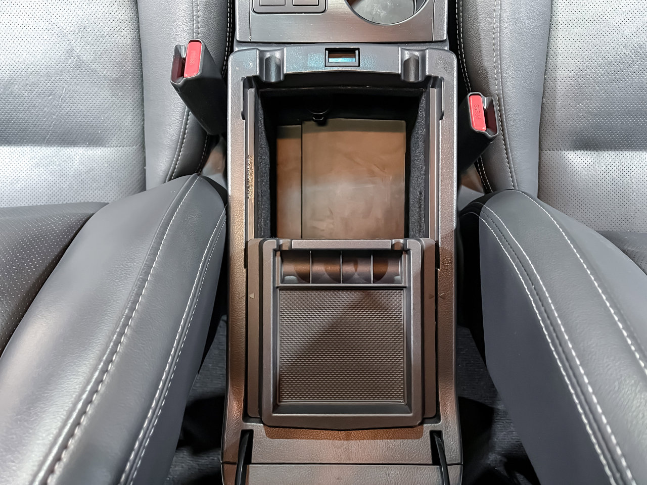 Used 2017 Subaru Legacy 2.5i Limited image 33