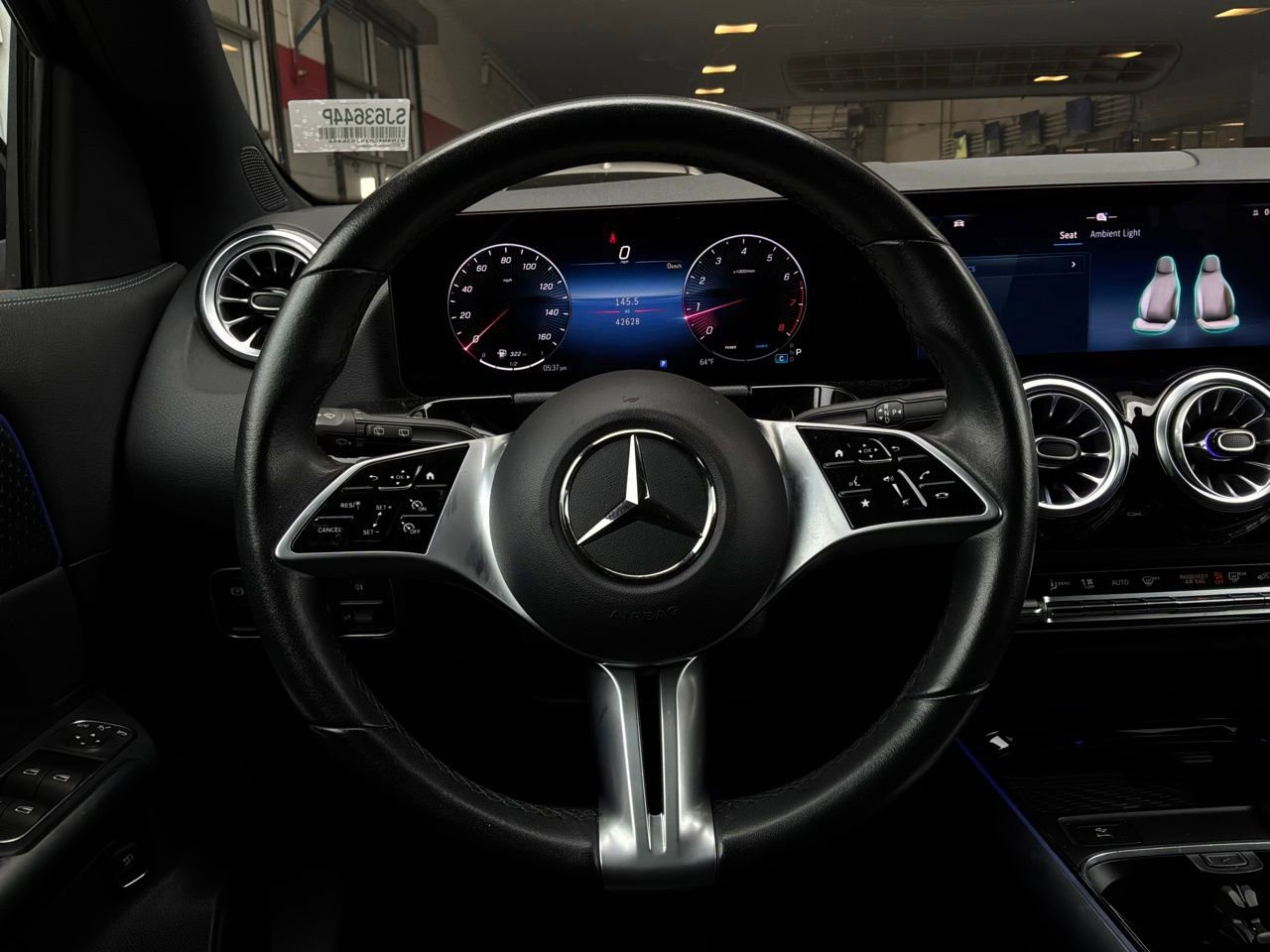 Used 2025 Mercedes-Benz GLA 250 image 39