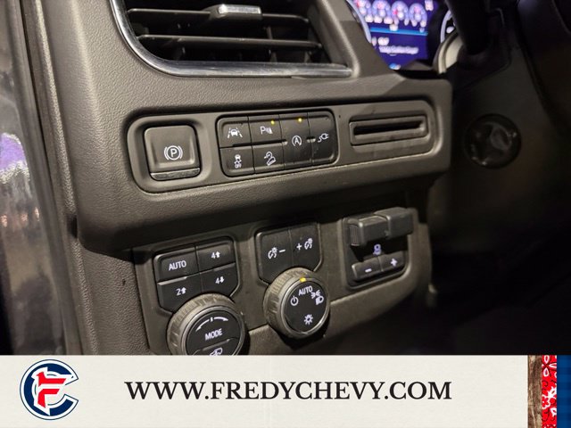 Used 2021 Chevrolet Tahoe Z71 w/ Z71 Off-Road Package AWD/4WD image 14