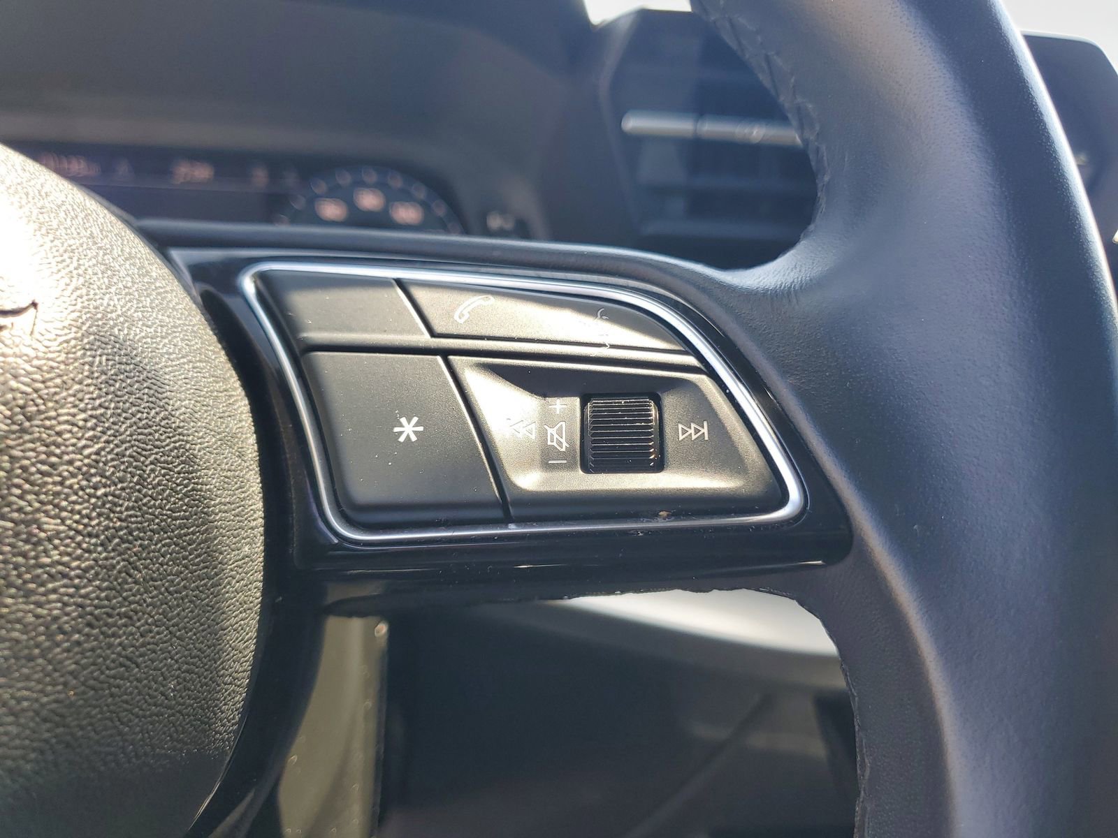 Used 2023 Audi A3 2.0T Premium FWD image 24