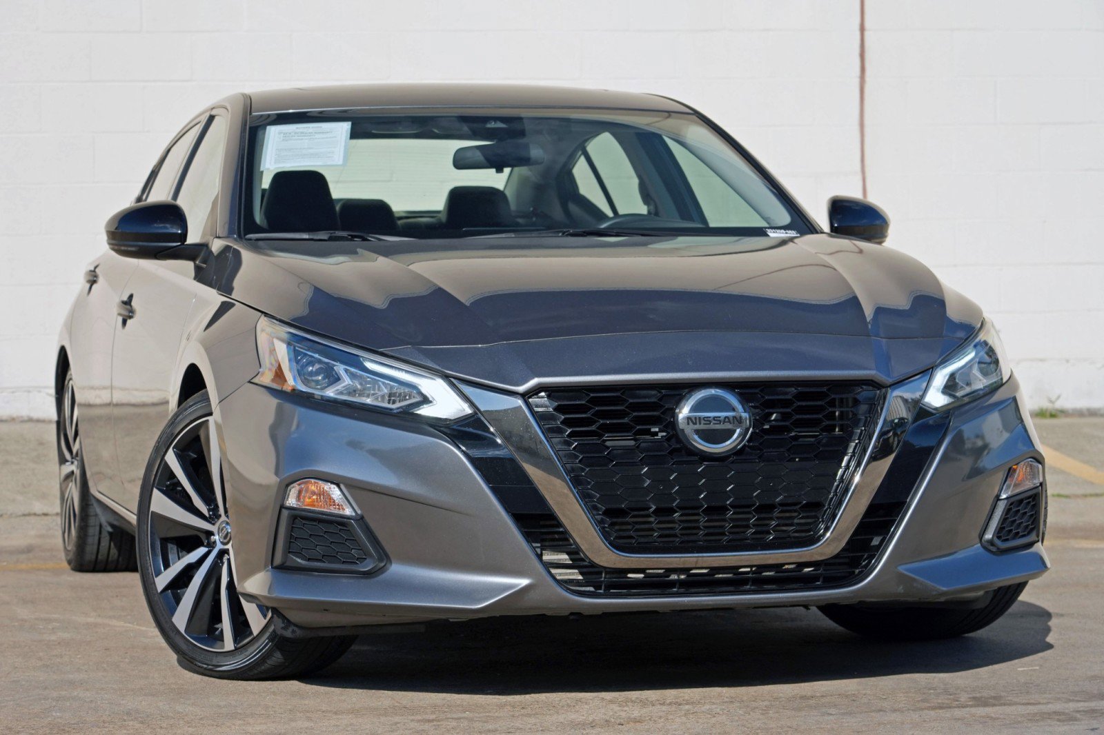 Used 2021 Nissan Altima 2.0 SR FWD image 2