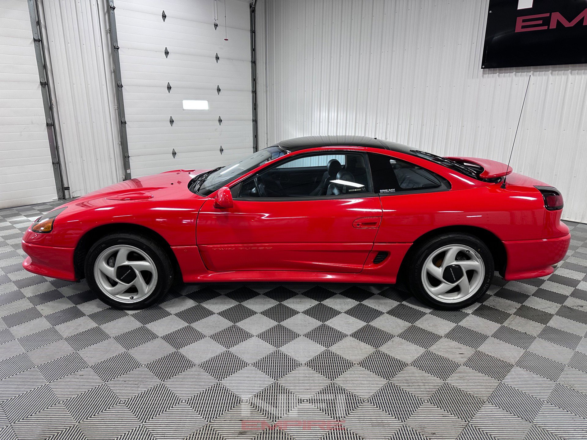 Used 1991 Dodge Stealth R/T Turbo image 2