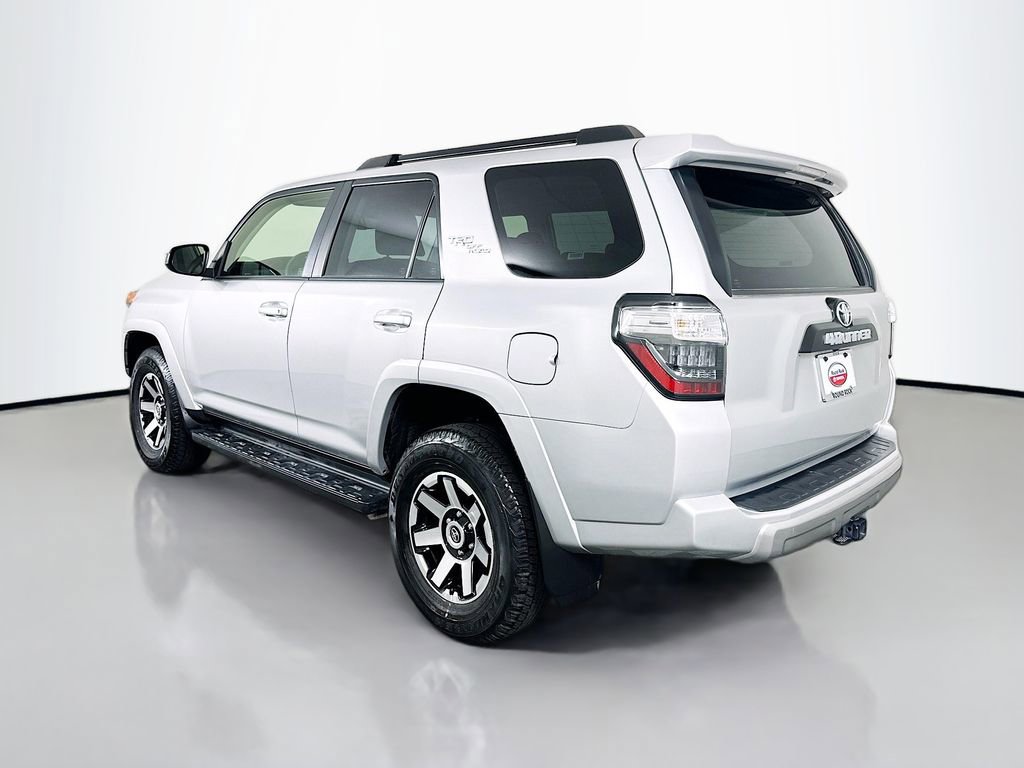 Certified 2024 Toyota 4Runner TRD Off-Road AWD/4WD image 7