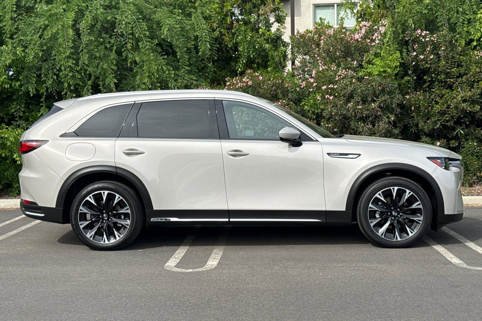 Certified 2024 MAZDA CX-90 Plug-In Hybrid w/ Premium Plus image 3