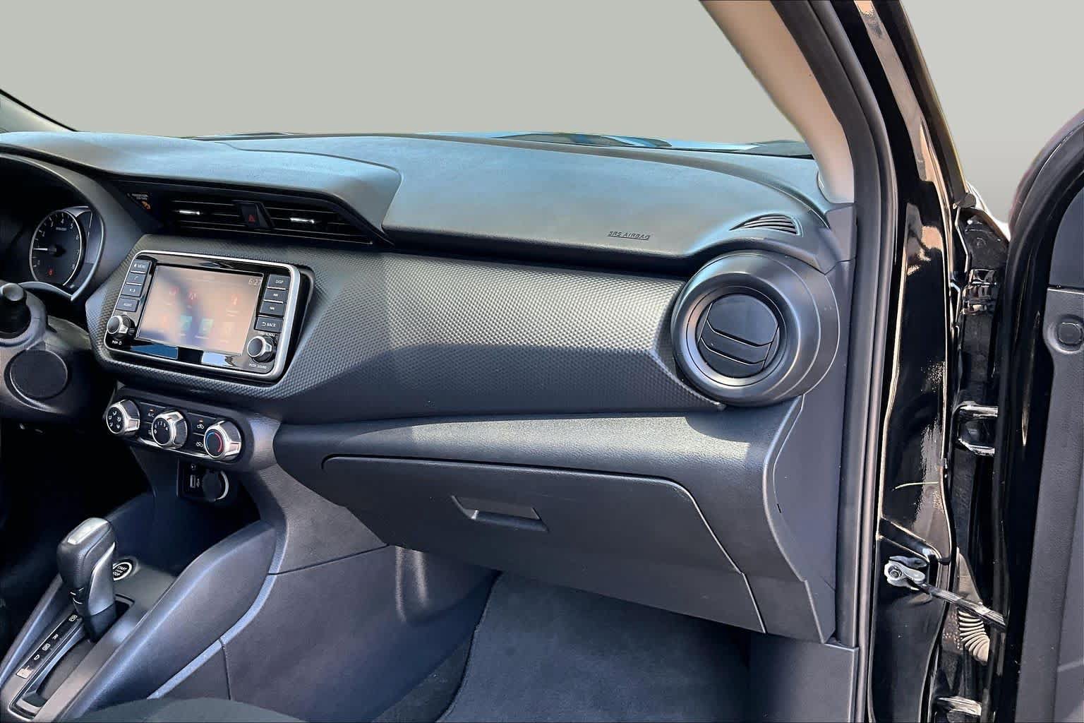 Used 2024 Nissan Kicks S FWD image 18