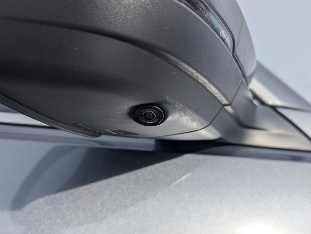 Used 2019 Volkswagen Atlas SEL Premium image 17