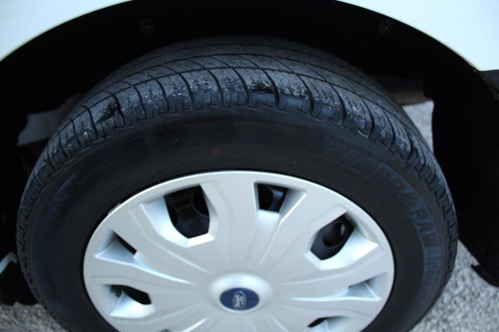 Used 2022 Ford Transit Connect XL FWD image 9