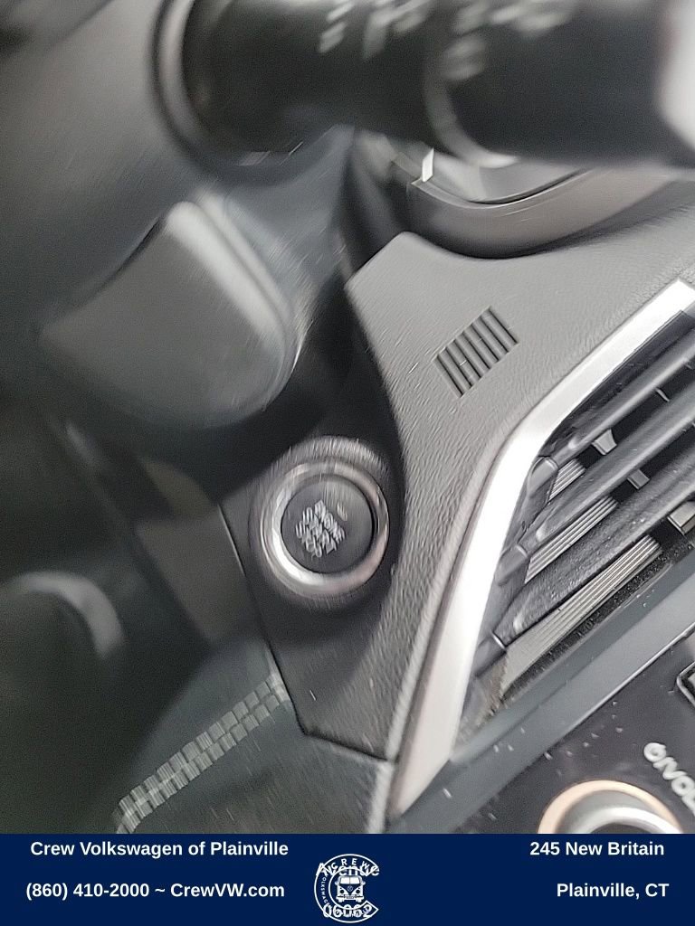 Used 2017 Subaru Impreza 2.0i Limited image 10